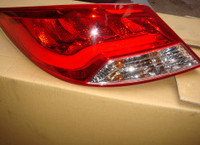 Стопы (фары) «BMW Design» для Hyundai Solaris 2010+ (красные)