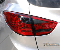 Стопы (фары) LED "Cayenne Style" для Hyundai Tucson Ix35 (красные, тонированные)