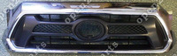 Решетка радиатора Toyota Tacoma 11-15