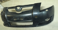Передний бампер Toyota Auris 2006-2009