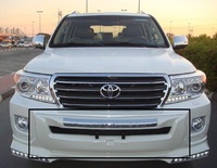 Накладка на передний бампер Toyota Land Cruiser 200 13-15