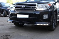 Обвес (губа перед + зад) с ходовыми огнями Toyota Land Cruiser 200