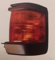 Габариты Nissan Vanette 1998 оранжевый