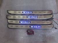 Накладки на пороги с подсветкой (метал) Toyota Wish 2009-2015
