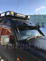 Спойлер - дефлектор (козырек) на лобовое стекло Nissan Patrol / Safari Y60/Y61