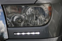 Ходовые огни с планкой под фары Toyota Tundra / Sequoia
