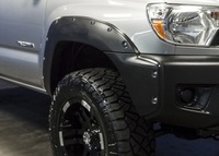 Фендера - расширители колесных арок Toyota Tacoma 2012-2014