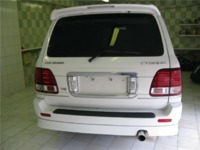 Губа задняя Toyota Land Cruiser 100 / Lexus LX 470