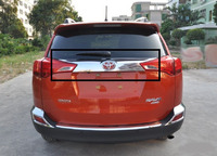 Хром молдинг на заднюю дверь (между стопов) Toyota RAV4 2014
