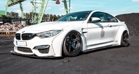 Обвес Liberty Walk для BMW M4 F82
