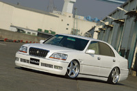 Аэродинамический обвес WALD Executive Line для Toyota Majesta (S170)