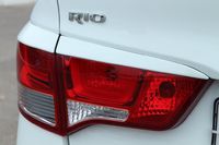 Реснички на задние фонари (накладки на стопы) Kia Rio 3