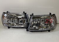 Фары (оптика) Toyota Land Cruiser 100 2002-2005 светлые