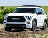 Решетка радиатора тюнинг с огнями Toyota Sequoia 2022-2023