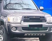 Решетка радиатора тюнинг с огнями Toyota Sequoia 2005-2007