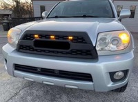 Решетка радиатора тюнинг с огнями Toyota 4runner 2006-2009