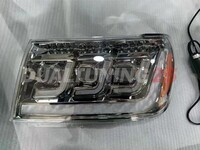Фары передние Land Cruiser 100 2005-2007 стиль Land Cruiser 300 светлые