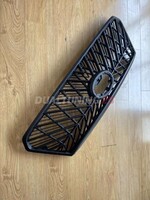 Решетка радиатора тюнинг "TRD" Toyota Innova 2020