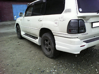 Обвес - пороги на Lexus LX470 / Toyota Land Cruiser 100