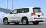 Спойлер "Jaos" под стекло Toyota Land Cruiser 200