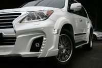 Обвес "WALD" на Lexus LX 570 (версия без фендеров)
