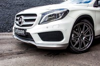 Накладка переднего бампера Carlsson для Mercedes GLA X156