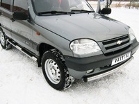 Защита переднего бампера дуга Chevrolet Niva (d63)