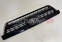 Решетка радиатора Toyota Hilux Surf 215 2003-2005