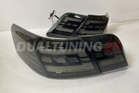 Стоп сигналы тюнинг Toyota Camry 40 дымчатые