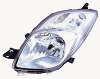 Фары (оптика) Toyota Vitz 05-07