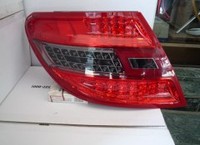 Стопы (фары) «Eagle Eyes» Mercedes c-class w204 (красные)