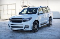 Тюнинг обвес «Zeus Exclusive» на Toyota Land Cruiser 200