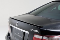 Спойлер на крышку багажника «Wald» на Lexus LS460