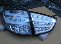 Стопы (фары) «BMW Design» для Hyundai Tucson Ix35 (светлые)