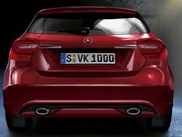 Хромированые накладки на багажник для Mercedes A-Class W176