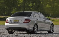 Задний бампер AMG для Mercedes C-class W204 03/11-